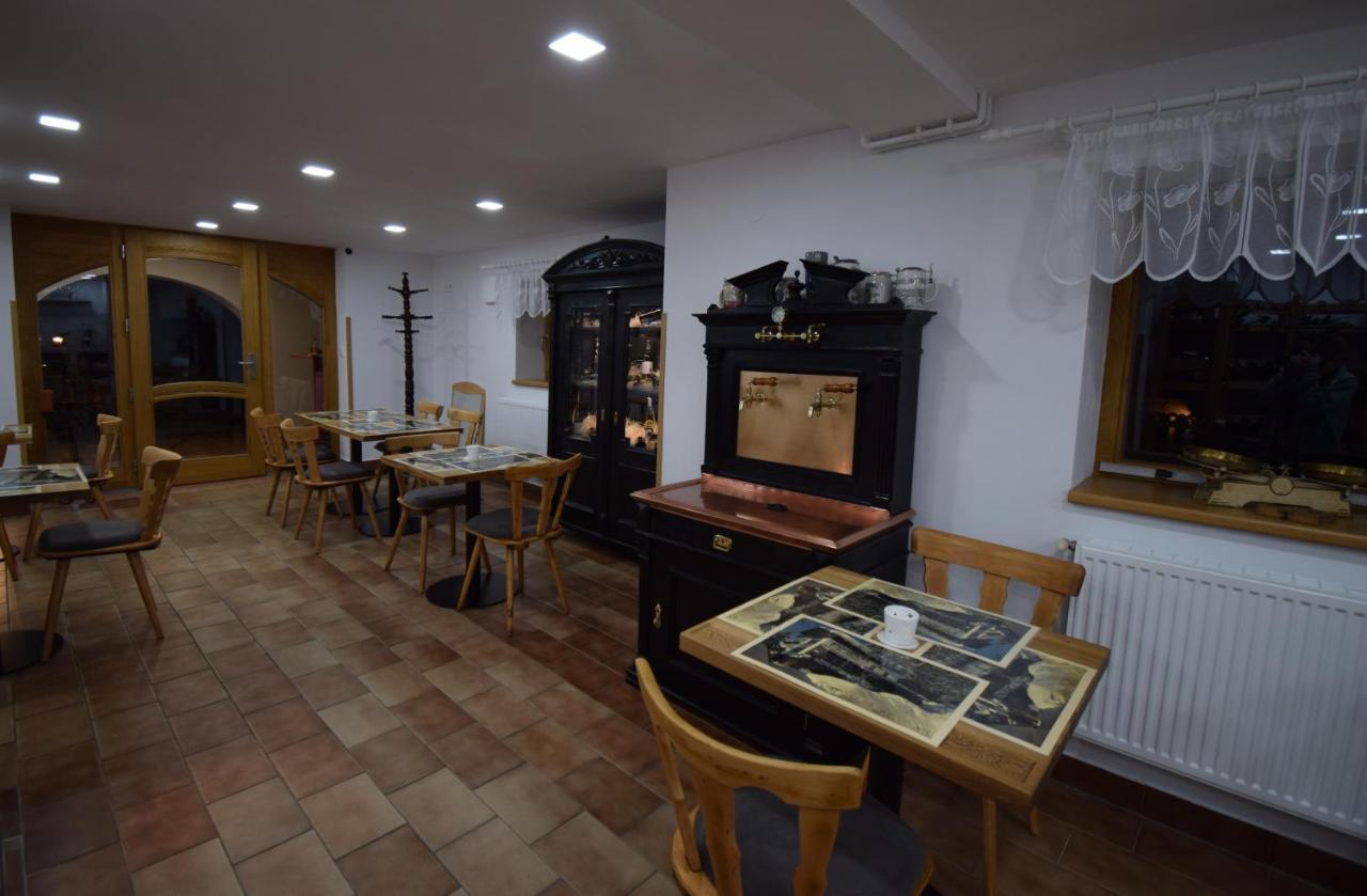 Pension St. Moritz Zelezna Ruda Exterior photo