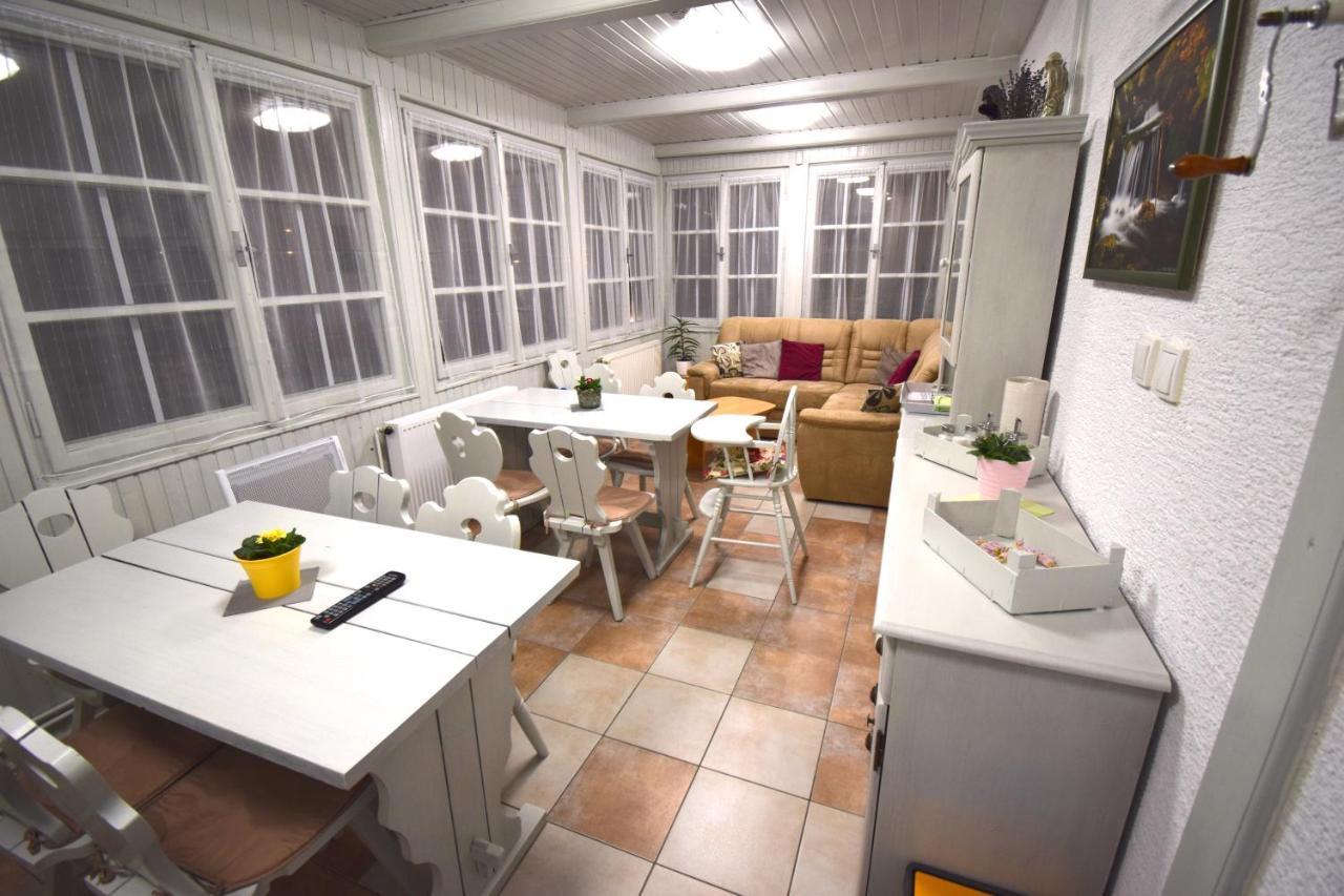 Pension St. Moritz Zelezna Ruda Exterior photo